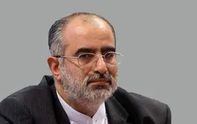 توئیت عجیب آشنا با استفاده از نام 