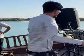 آواز محلی؛ لرزوندن پایین تنه مرد قشمی که تو لنج نگاه همه رو دنبال خودش کشوند با رقصش