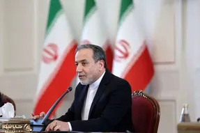 فشار جریان پایداری بر عراقچی؛ ۴۰ امضا علیه وزیرخارجه