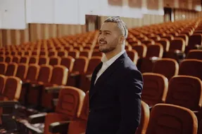 عکس منتشر شده از میلاد کی مرام و کپشن جالب و پیچیده اش!