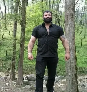 دستگیری مهدی گاوزن در اتوبان قم به جرم قتل + فیلم