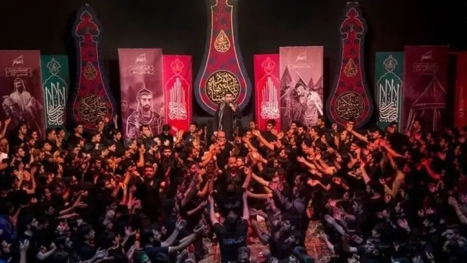 (ویدیو) درگذشت ابراهیم مرادی مداح ایلامی حین نوحه خوانی!