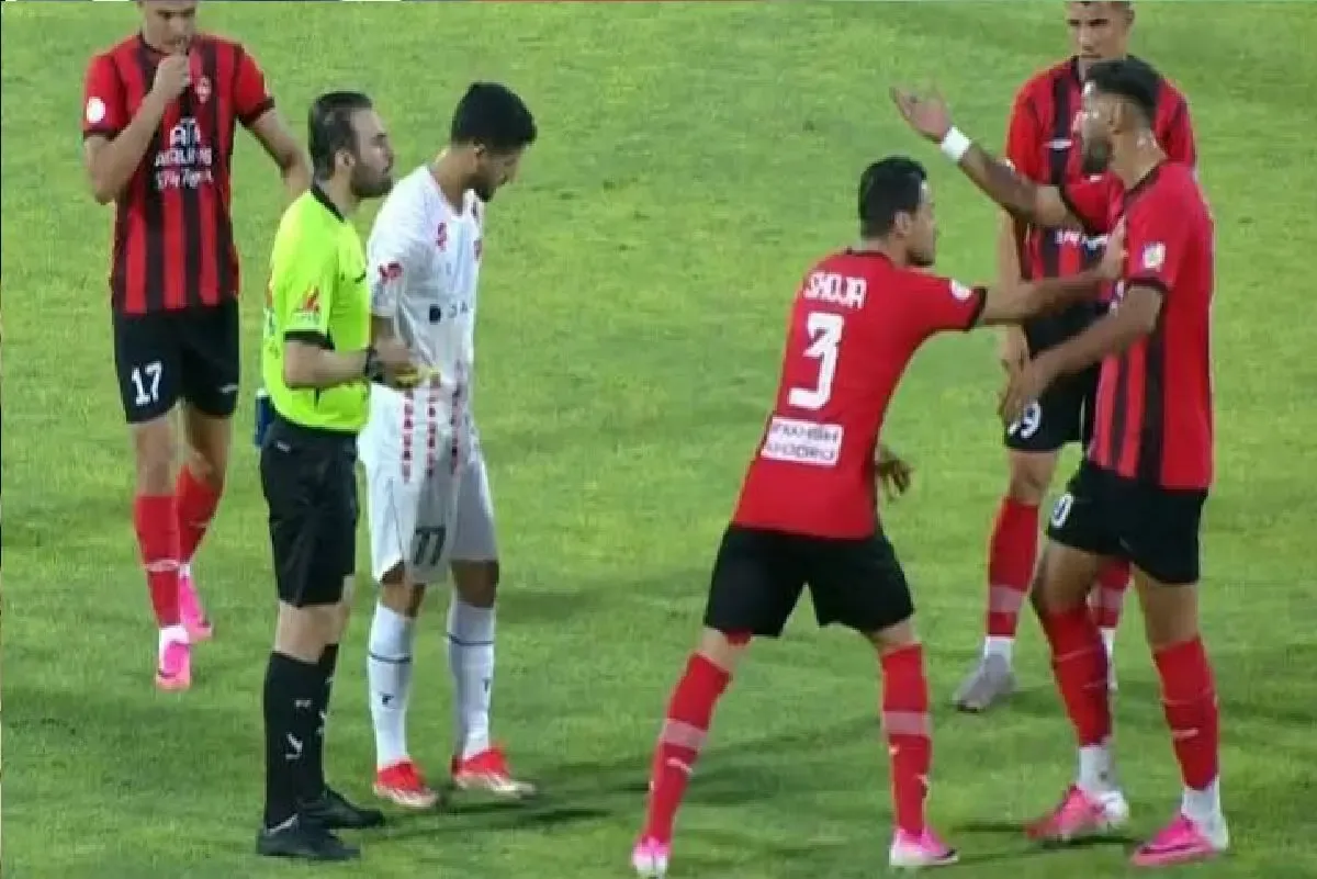 ۲ صحنه حساس پرسپولیس و تراکتور زیر ذره‌بین داوران؛ پنالتی و اخراج تأیید نشد!