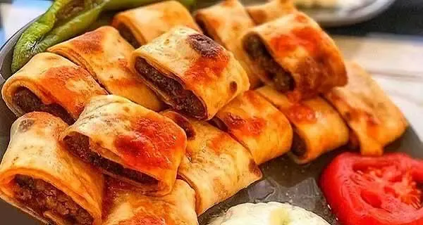 طرز تهیه کباب اسلیمی؛ یه غذای فوقِ دلبر با بادمجان و گوشت چرخ کرده