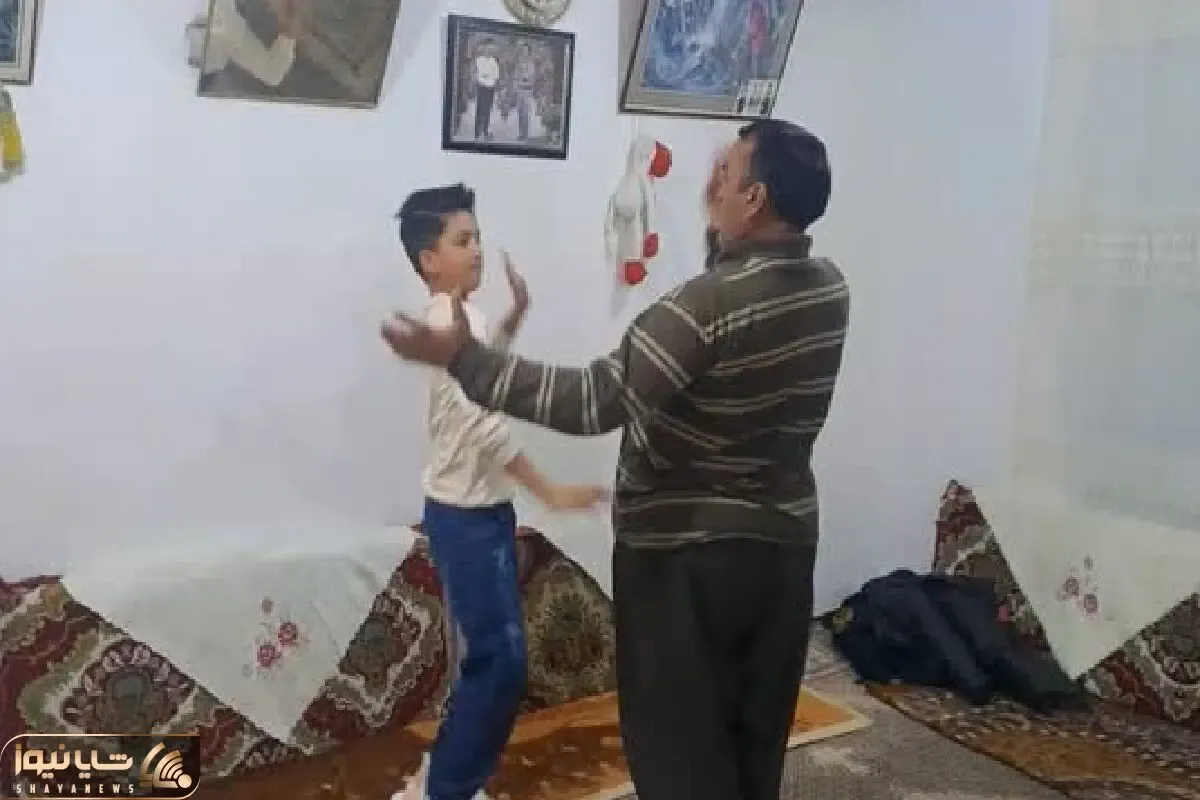 آواز محلی؛ پدر و پسر با آهنگ آذری چه رقصی میکنن فقط دختر که حسودی میکنه باباهه خفن