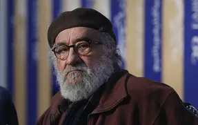 تصاویر دیده نشده از داریوش ارجمند در منزل شخصی اش