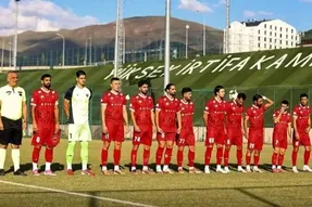 پرسپولیس این فصل کجا میزبانی می کند؟