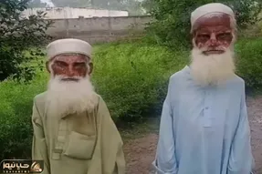 آواز محلی؛ پیرمردهای دوقلو 208 ساله که رپ میخونن ولی بازوهاشون انقد آب شده کار نمیکنه
