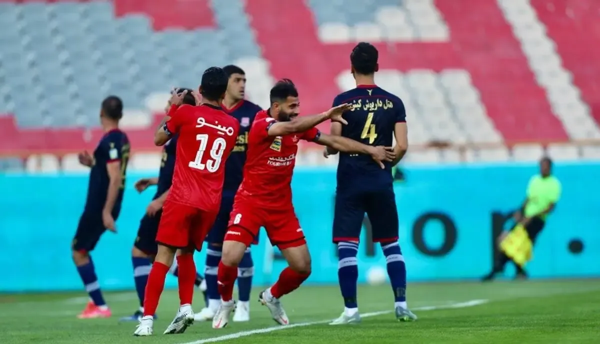 ماجرای جالب گل پرسپولیس به نساجی و لب‌خوانی کنعانی‌زادگان!