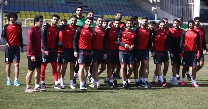 ماجرای جرو بحث دو بازیکن پرسپولیس در بازی دوستانه چیست؟!