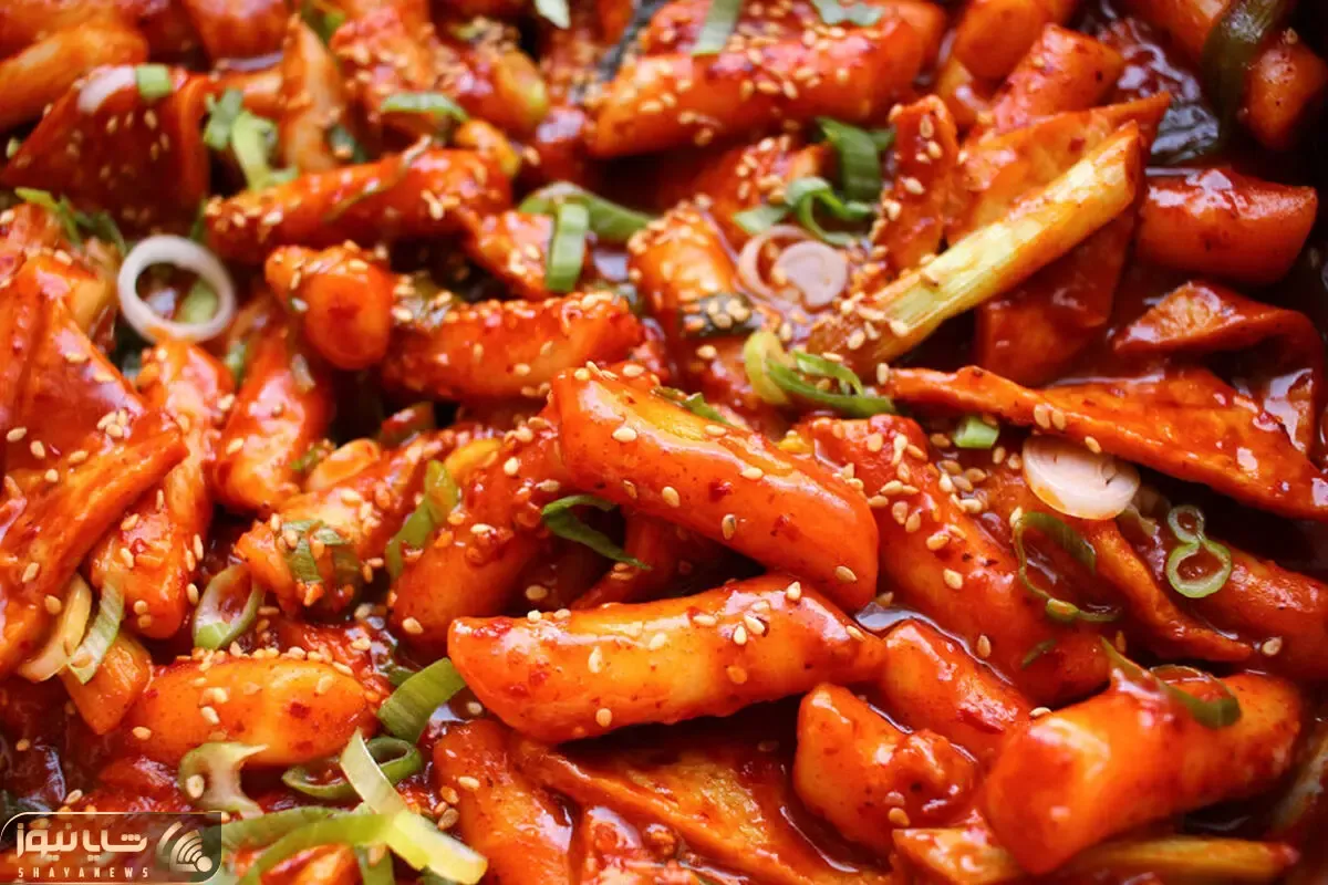 طرز تهیه دوکبوکی کره‌ای؛ خوشمزه‌ترین اسنک خیابانی که نمی‌تونید ازش دل بکنید!