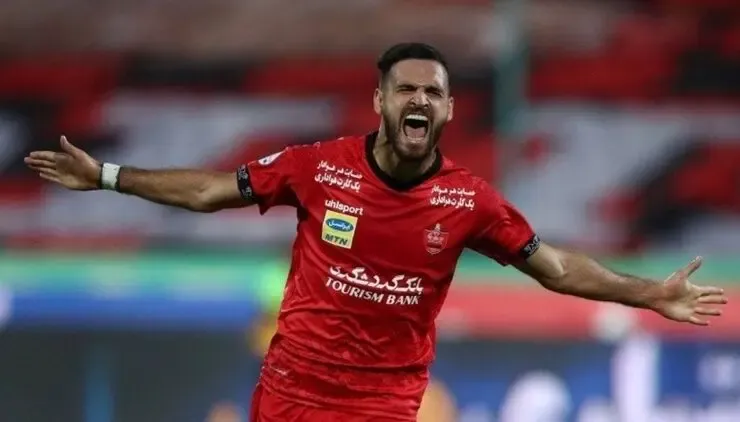 احمد نوراللهی در یک دو راهی عجیب؛ پول یا پرسپولیس؟