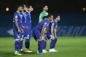 استقلال بالاتر از پرسپولیس ایستاد