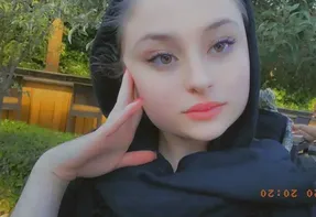 عشوه های نیکا فرقانی با فیلر اینستایی!
