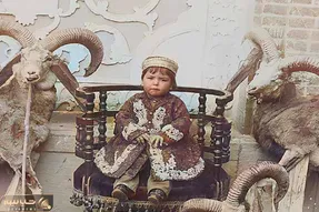 سوار ماشین زمان بشوید / شاهزاده قجری که چشم گنجشک‌ ها را با میخ و چاقو در می‌ آورد