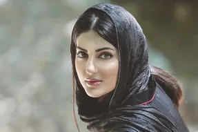 عکس لباس دل فریبانه هلیا امامی توجه همه را به خود جلب کرد!