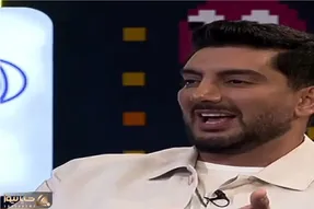 سکانس خندان؛ تلاش فرزاد فرزین برای گفت و گوی فارسی با خانوم پشت صحنه رو بهم ریخت