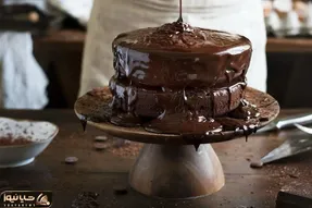آموزش آشپزی؛ کیک شکلاتی با گاناش + اندازه ها با لیوان