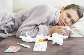 چگونه امیکرون را از سرما خوردگی تشخیص دهیم؟