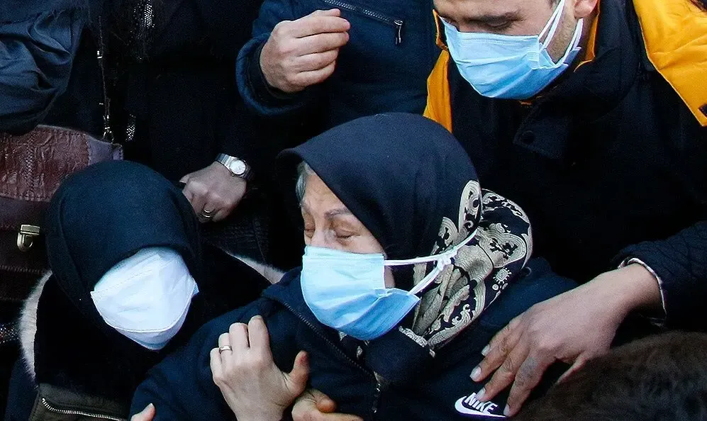 تصاویرِ تلخِ اشک و ناله «ننه علی» در فراق فرزندش