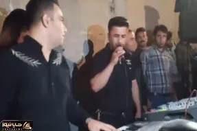 آواز محلی؛ خواننده تو عروسی چه آهنگ اشک دراری میخونه دل همه رو خون کرد فقط ارگ زنه