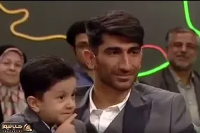 آواز محلی؛ بیرانوند تو تلویزیون شروع کرد خوندن بچه اش میگه بابا سرمون رفت همینو بلدی
