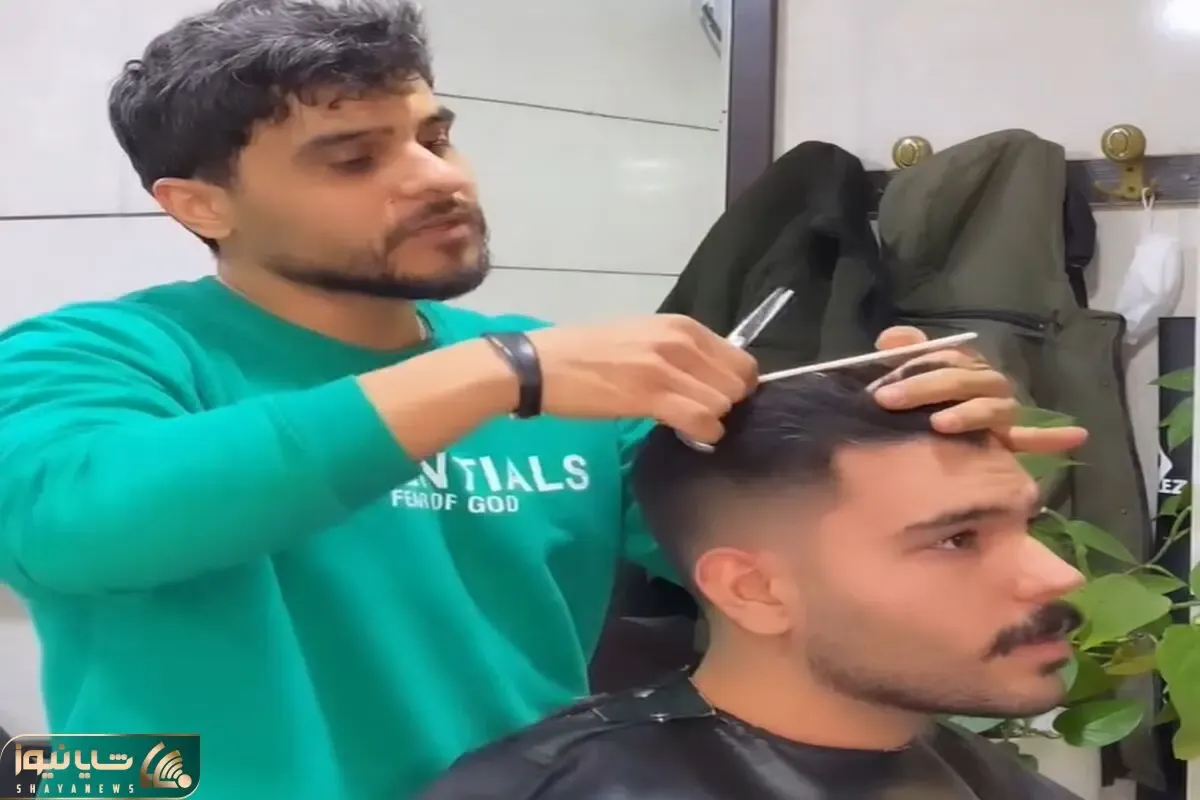 آواز شاد؛ آرایشگره داره مو کوتاه میکنه یدفعه دریا دریا میخونه مشتری هنگ کرد واسش