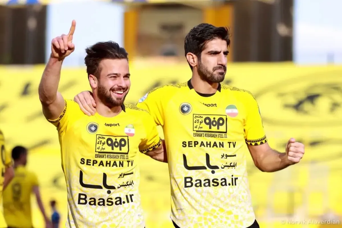 عذرخواهی سروش رفیعی در رختکن پرسپولیس