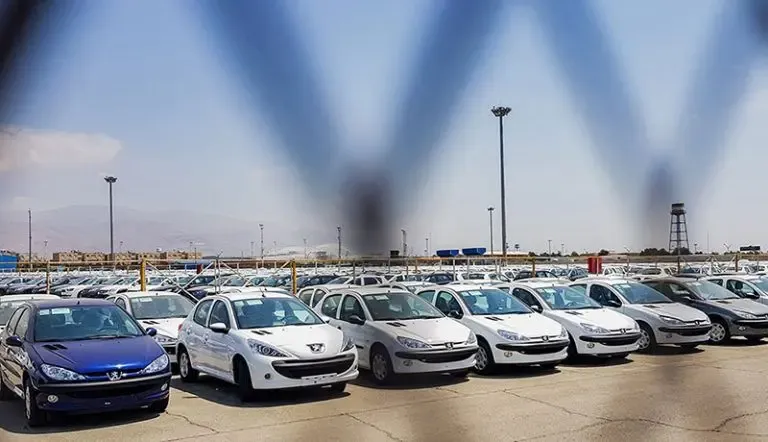 دلار 28 هزار تومانی خودرو را دوباره گران کرد!