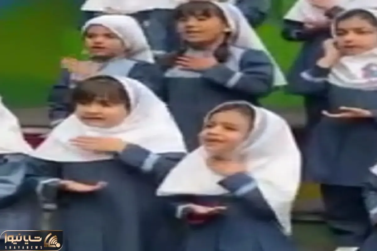 آواز اصیل؛ دختر ریزه انقد احساسی با ژست خاص آهنگ محمد اصفهانی رو لب خونی کرد مات میشی