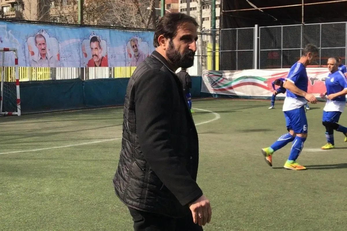 پیشکسوت استقلال: فدراسیون فوتبال را به باشگاه پرسپولیس تبدیل کرده‌اند!