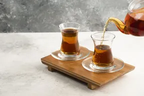 چرا نباید چایِ زیاد بنوشیم؟ هفت عارضه ی مصرف زیاد چای!