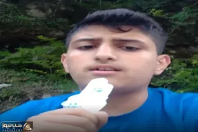 آواز شاد؛ پسر نوجوون صدای نوظهورش هنوز پخته نشده ولی معلومه که بزرگتر شه خوب میخونه