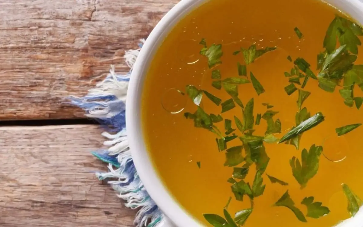 طرز پخت سوپ مرغ با زنجبیل؛ غذایی مناسب برای سرماخوردگی