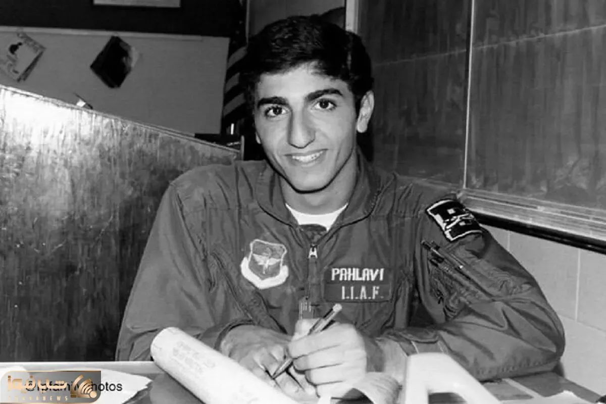 سفر به ایام قدیم سال 1354؛ گلف بازی رضا با محمدرضا پهلوی وسط سانفرانسیسکو