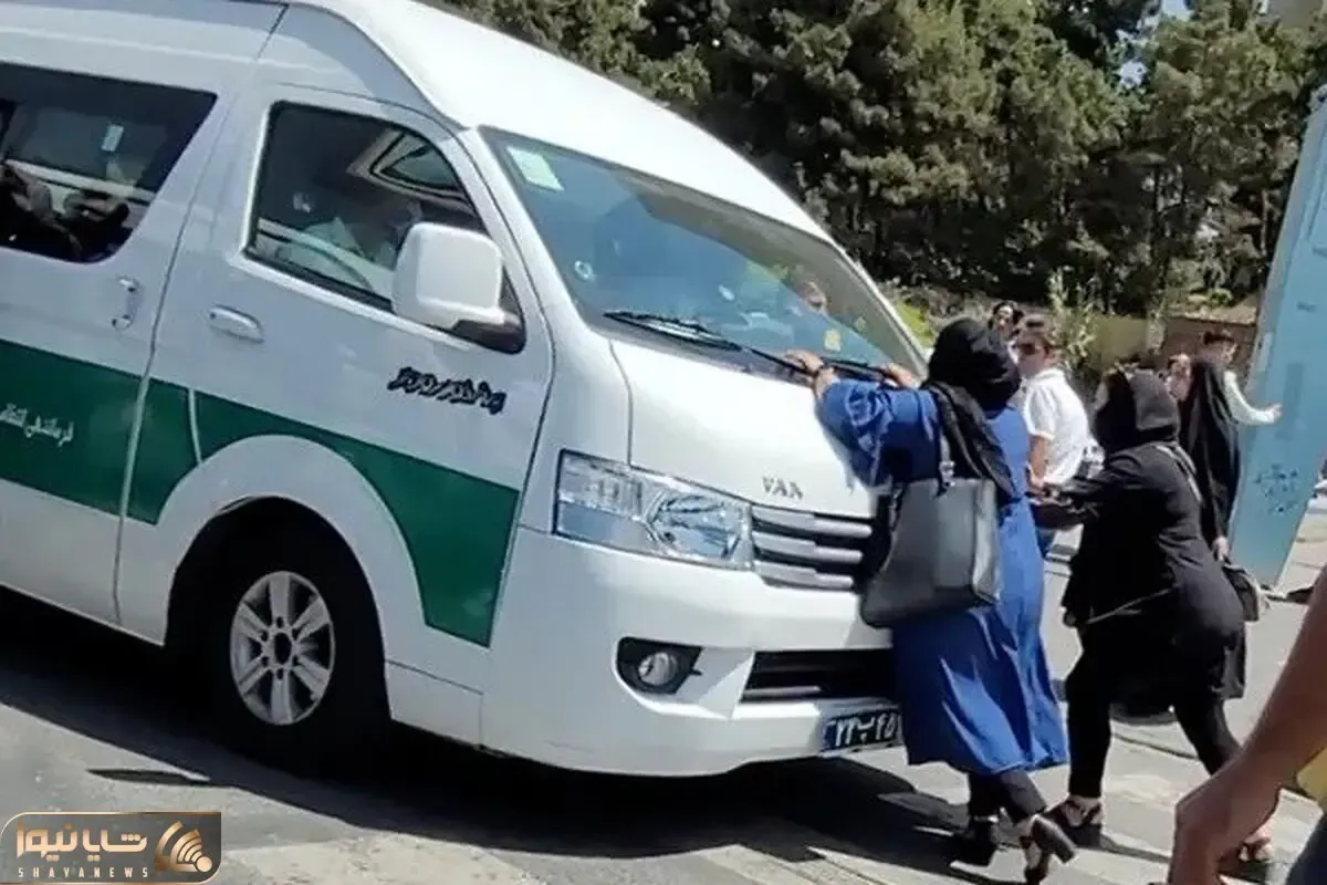 (ویدیو) برخورد تند و بی توجهی گشت ارشاد به ضجه های مادر نگران