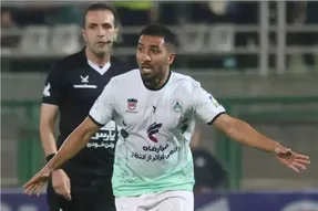 جنجال بعد از بازی پرسپولیس و ذوب‌آهن؛ درِ اتاق داوران شکسته شد!
