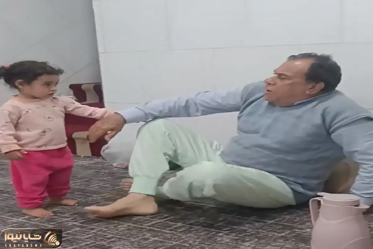آواز شاد؛ دختربچه با نمیچه قدش پدربزرگشو زور میکنه باهاش برقصه دوتایی همچین ترکوندنا