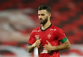 بازیکن محبوب پرسپولیسی ها همچنان باتکلیف!