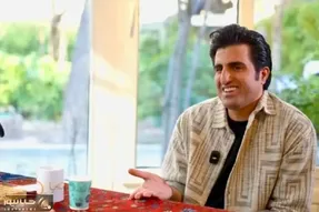 آواز متألم؛ محسن لرستانی با آهنگ جدیدش غم عالمو داره چشماش بغض داره ماشینش چه لاکچری