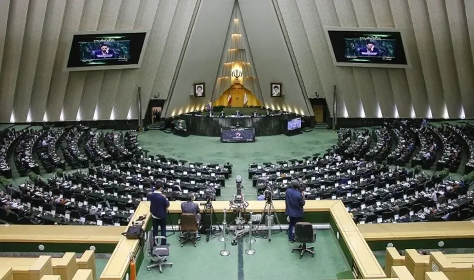 برگزاری آزمون برای اعمال رتبه‌بندی معلمان به هیچ عنوان قابل قبول نیست