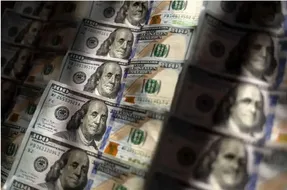 قیمت دلار امروز شنبه 4 مهر 1405 / نزدیکی دلار به سقف تاریخی با رشد 4 هزار تومانی