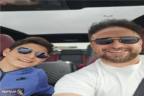 آواز شاد؛ بابک جهانبخش و پسرش تو ماشین لوکسشون آرزوی یه حال خوب باتو میخونن/چه باحالن