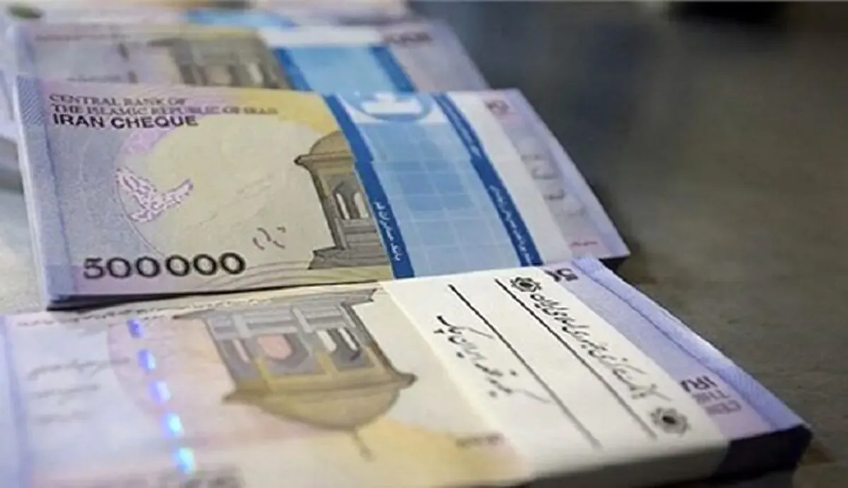 چرا عیدی بازنشستگان با حقوق بهمن واریز نشد؟