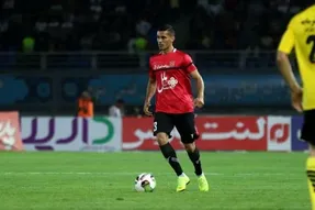 قرارداد یک و نیم ساله در انتظار مدافع جدید پرسپولیس
