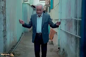 آواز شاد؛ صادق بوقی از آو آو به کجا رسید تو خونه مادر بزرگش موزیک ویدیو داد رقص کنان