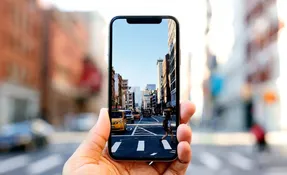 نسل جدید iPhone با طراحی جدیدی در صفحه نمایش