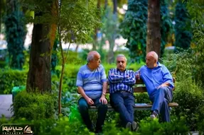 بازنشستگان منتظر دو واریزی ویژه باشند