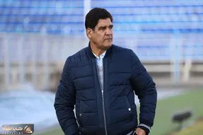 مهاجری: دو پنالتی ما را برابر پرسپولیس نگرفتند!