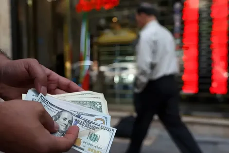 آخرین قیمت دلار امروز سه شنبه 21 مهر؛ کمترین قیمت امروز چند بود؟